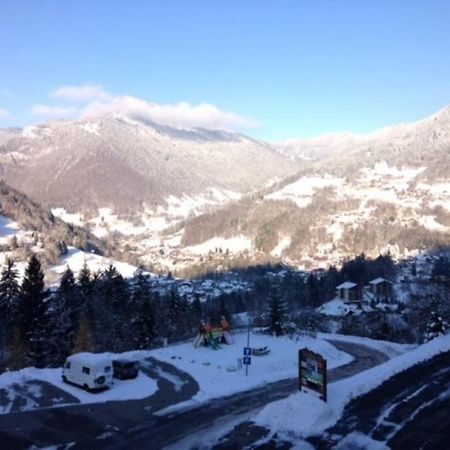Au Pied Des Pistes: Cozy Studio with Valley Views and Wi-Fi Saint-Jean-d'Aulps Exterior photo